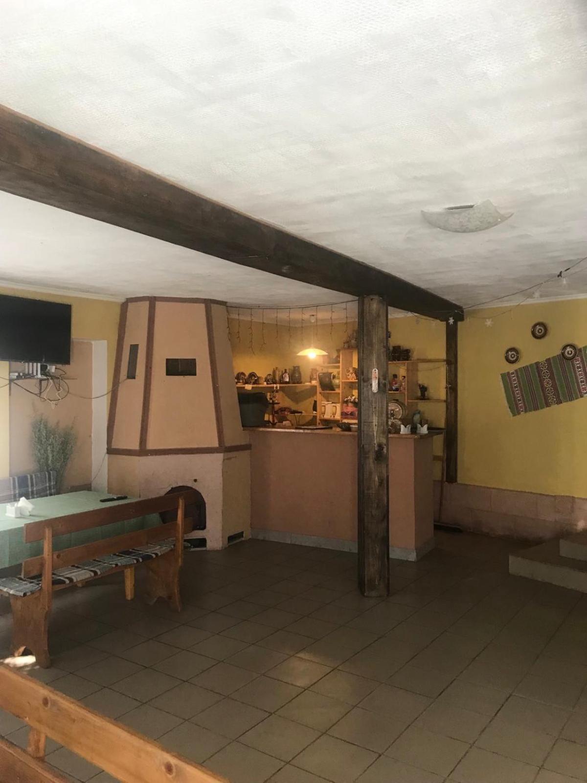 У Олега Hotel Verkhne-Studenyy ภายนอก รูปภาพ