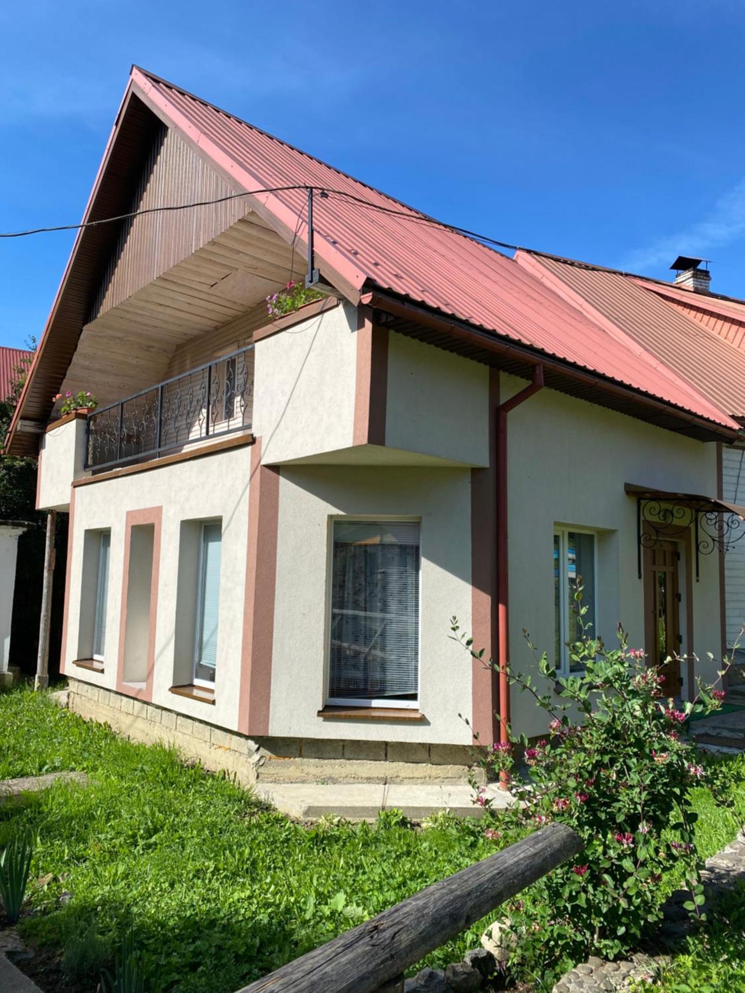 У Олега Hotel Verkhne-Studenyy ภายนอก รูปภาพ